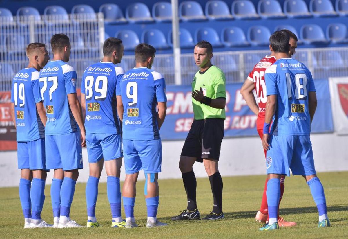 CLINCENI - SEPSI 1-0 // Ilie Poenaru, după încă o victorie cu Clinceni: „Bem o bere, ne bucurăm în seara asta și după ne pregătim de Dinamo”