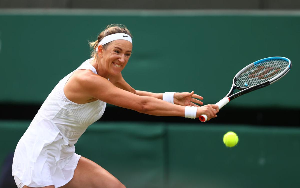 Emma Răducanu a obținut victoria carierei la Wimbledon și o înfruntă pe Sorana Cîrstea » Legătura cu România: „Iubesc mâncarea pe care o face mamaia”
