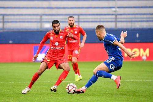 Extrema Yassine Bahassa (30 de ani) a semnat cu FCU Craiova, acoperind un post considerat deficitar de antrenorul Marius Croitoru (41).