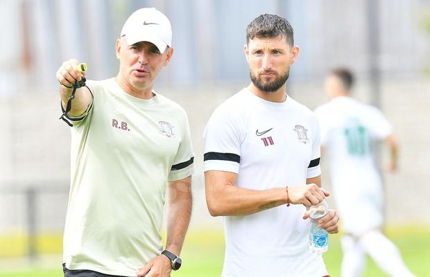 Glume cu Borja Valle, la amicalul Rapidului: „Mamă, dacă ai ști ce te înjurau unii când erai la Dinamo!”