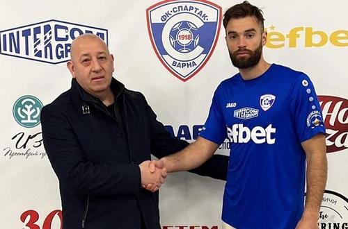 Rober Sierra, în momentul semnării precedentului contract, cu bulgarii de la Spartak Varna