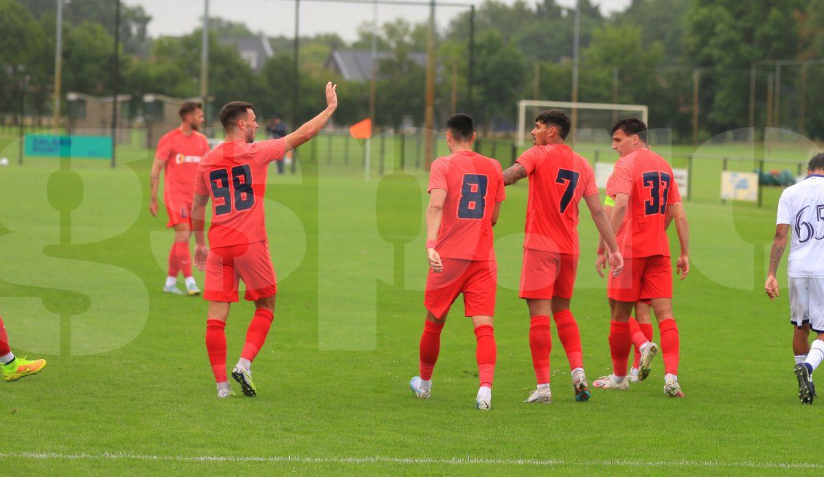 Soluția surprinzătoare încercată de FCSB » Cine a ajuns să joace în locul lui Compagno la meciul cu Anderlecht