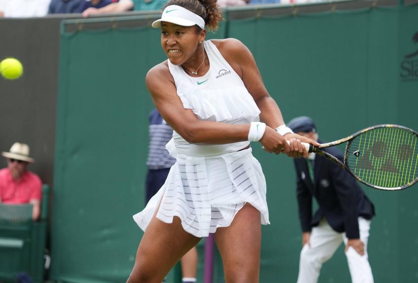 Nipona Naomi Osaka (26 de ani, 113 WTA) a învins-o pe franțuzoaica Diane Parry (21 de ani, 53 WTA), scor 6-1, 1-6, 6-4, și s-a calificat în turul secund al turneului de la Wimbledon.