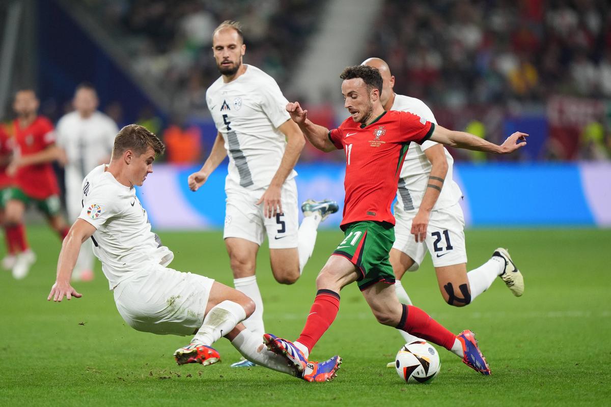 „Ce notă ai da evoluțiilor tale?” » Starul lui Guardiola, luat la întrebări înainte de Portugalia - Franța