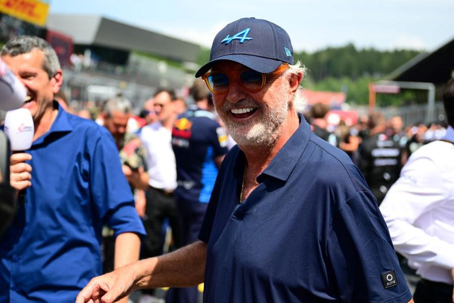 Dezvăluiri din Formula 1: șeful de la Alpine a confirmat discuțiile cu Sergio Perez, după ce pilotul a semnat cu altă echipă: „Nu aveam ce să-i ofer”
