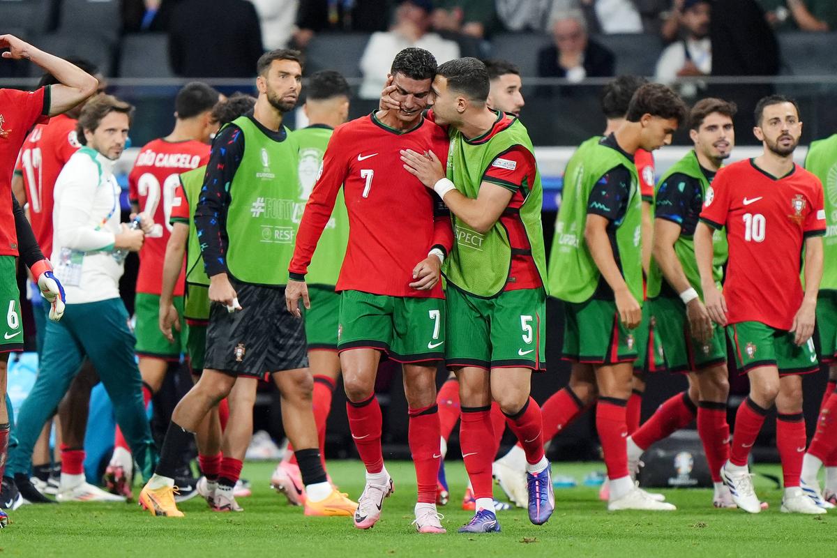 Primele vorbe rostite de Cristiano Ronaldo, după lacrimi: „Momente inexplicabile” + Mesajul de șase cuvinte care a strâns 40 milioane de vizualizări!