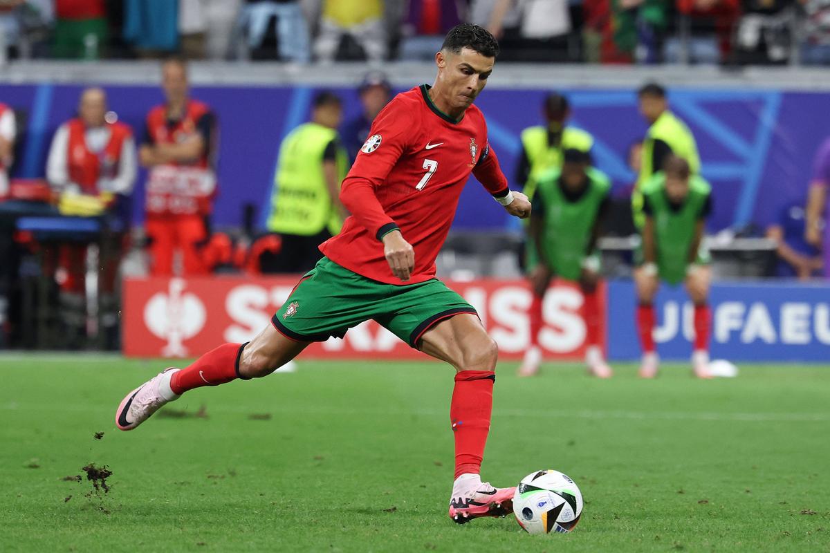 Primele vorbe rostite de Cristiano Ronaldo, după lacrimi: „Momente inexplicabile” + Mesajul de șase cuvinte care a strâns 40 milioane de vizualizări!