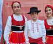 Carolina, alături de colegii și colegele din ansamblul Lavradeiras de Gutersloh / Foto: A Bola
