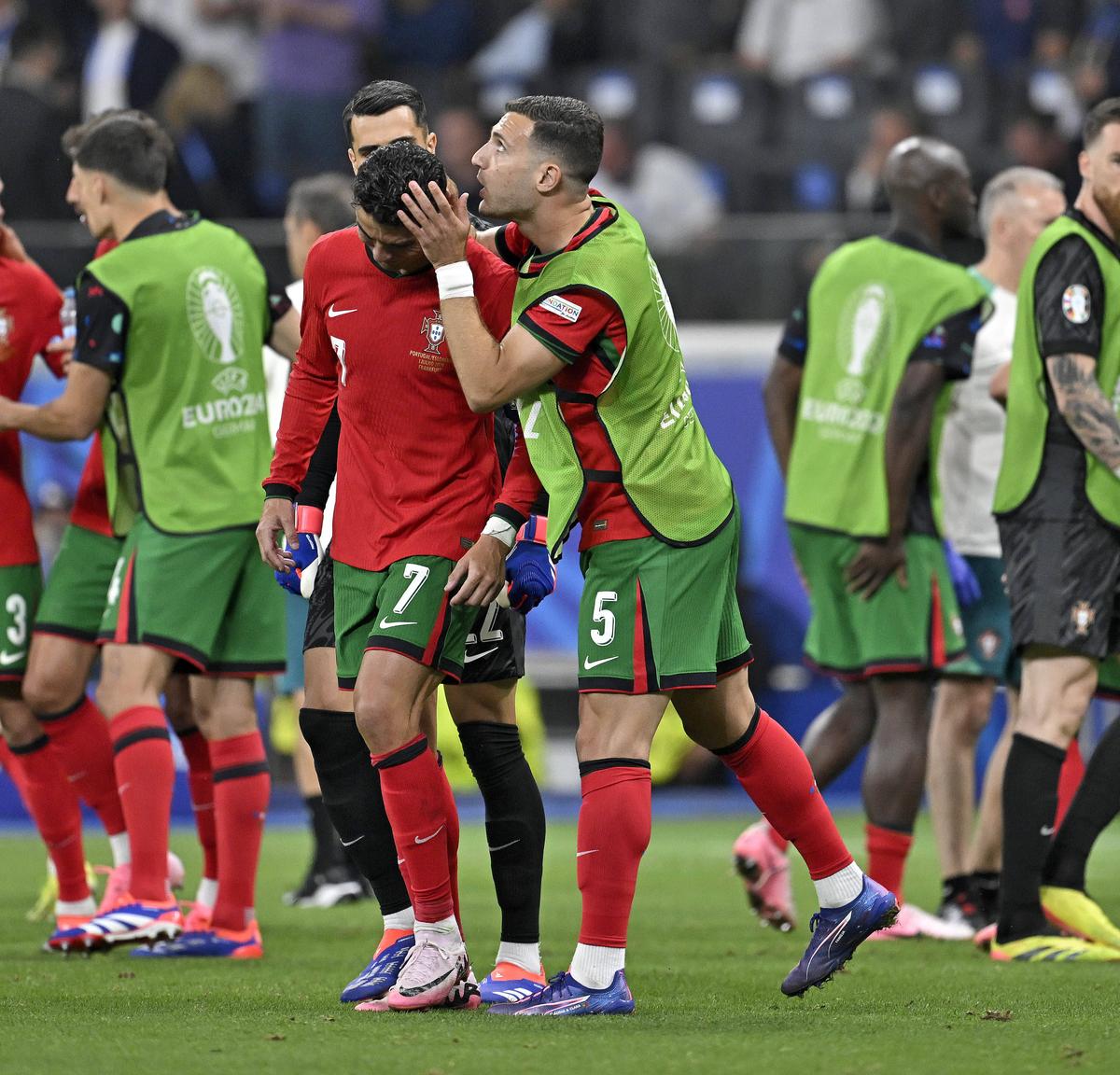 Cristiano Ronaldo, în lacrimi după penalty-ul ratat în Portugalia - Slovenia