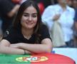 Carolina, cu steagul Portugaliei, visând să-l cunoscă pe Cristiano cu adevărat / Foto: A Bola