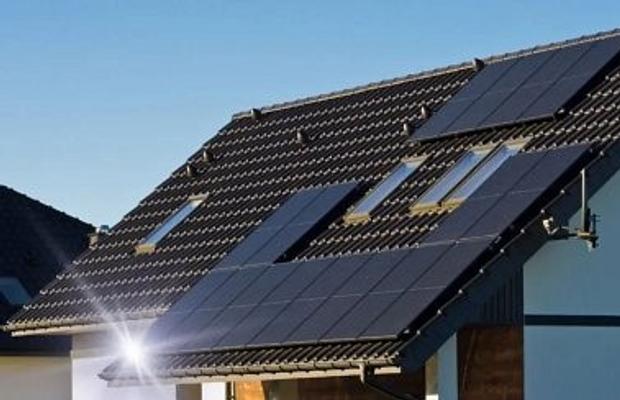 Un studiu privind dimensiunile și greutatea panourilor fotovoltaice