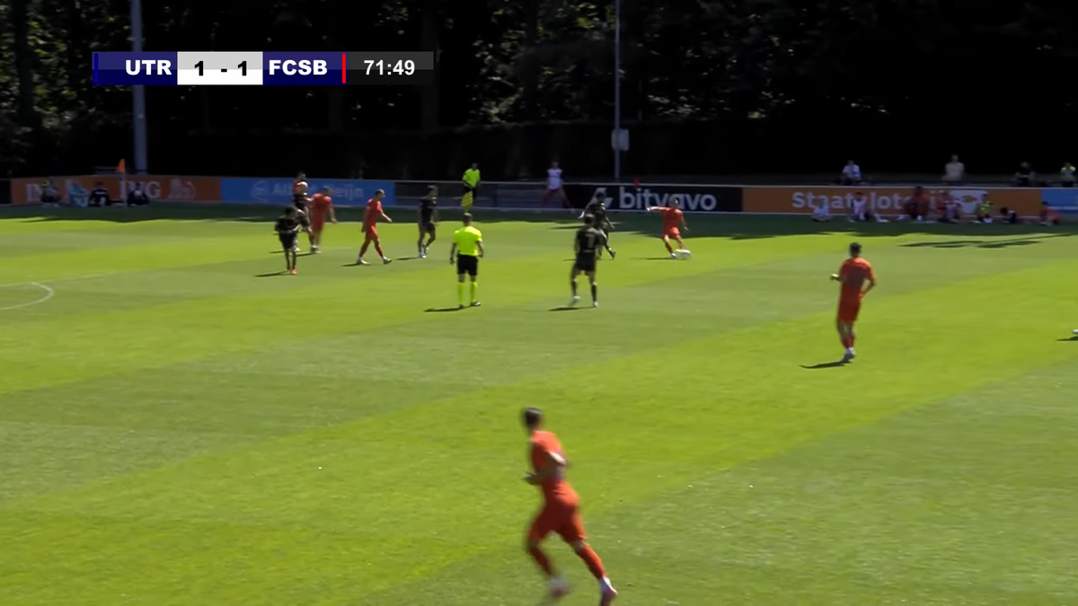 Golul marcat de Dennis Politic în FCSB - Utrecht