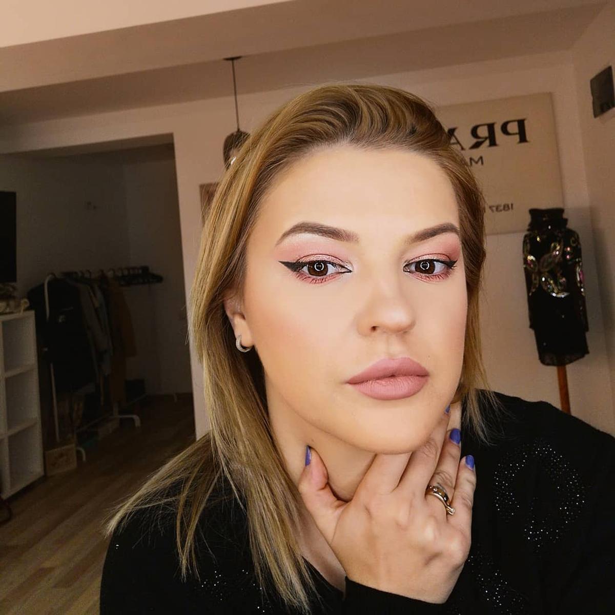 Detalii șocante din divorțul fostului internațional român: „S-a legat cu pungă la cap să se sugrume” » Soția a cerut ordin de protecție: „Dacă ar intra în casă probabil că m-ar lovi”