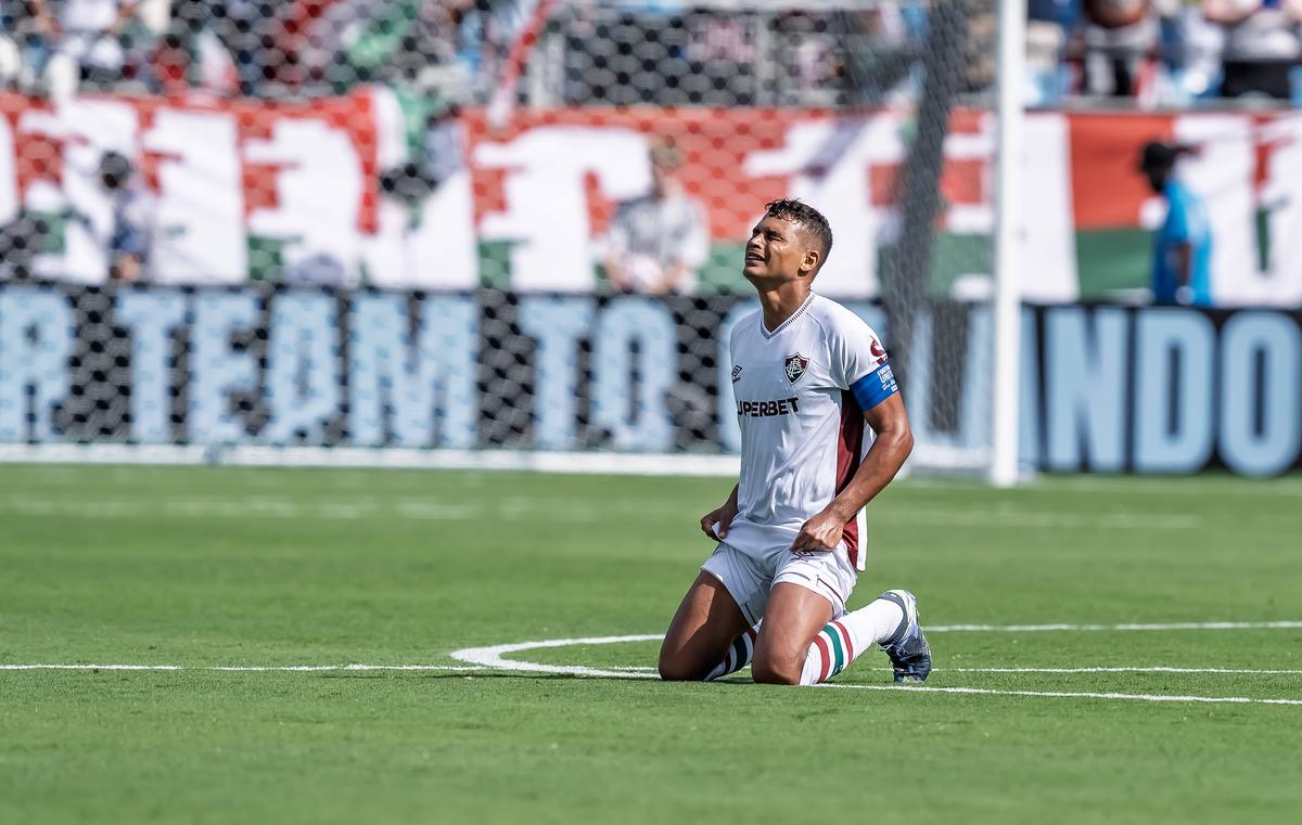 Imagini tari cu Thiago Silva! La 40 de ani, starul lui Fluminense a izbucnit în lacrimi după ce l-a eliminat pe Chivu