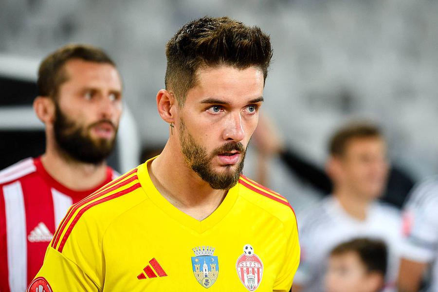 Roland Niczuly este „la cuțite” cu șefii de la Sepsi OSK // foto: Imago Images Dioszegi l-a făcut din nou praf pe Niczuly, exclus de la Sepsi de mai bine de un an: „Vă dați seama cât de proști am fost?”
