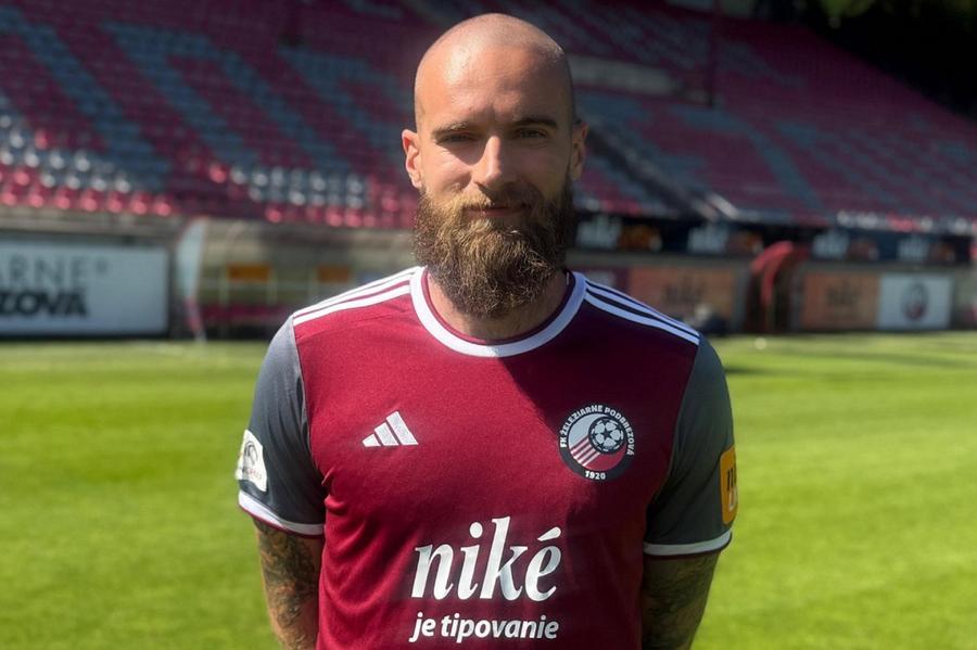 Branislav Ninaj a fost anunțat oficial de FK Zeleziarne Podbrezova „Trădătorul” lui Sepsi a semnat cu un alt club după despărțirea de covăsneni