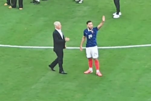 Moment tensionat la Mondial, Cherki l-a ignorat pe Deschamps // foto: captură X @VibesFoot