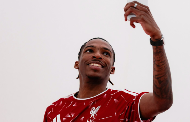 Liverpool și-a permis să dea 70 de milioane de euro pe un jucător de care fotbalul mare încă nu a auzit