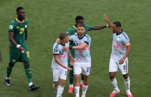 Scene incredibile în Belgia - Senegal » Coechipierii au sărit la bătaie