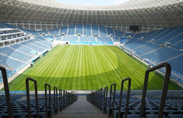 Gazon de Liga Campionilor la Craiova! Imagini cu noua suprafață de joc din Bănie