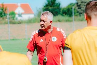 Ce îl îngrijorează pe Cristiano Bergodi cu o săptămână înaintea startului și pe cine vede favorită la titlu