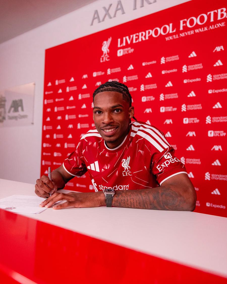 Liverpool și-a permis să dea 70 de milioane de euro pe un jucător de care fotbalul mare încă nu a auzit