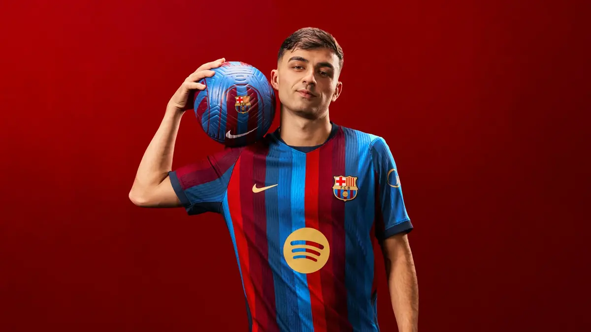 FC Barcelona și-a prezentat noul echipament. „Inspirat de fațada noului stadion renovat”