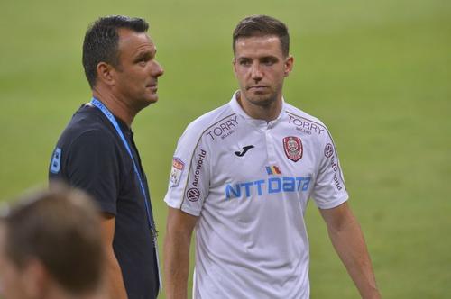 Cu Dan Petrescu aflat departe de echipă, „secundul” Valeriu Bordeanu (43 de ani) a preluat frâiele campioanei României