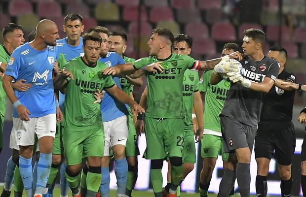 Prunea îi atacă pe contestatarii liderilor de la Dinamo: „Au fost mințiți și călcați în picioare! E normal să răbufnească”