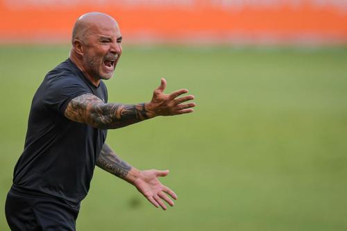 Unai Emery şi Jorge Sampaoli, la un pas de bătaie
Foto:GettyImages