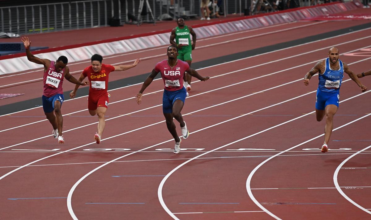 Surpriză la proba regină a atletismului! Un italian a câștigat aurul olimpic la 100m