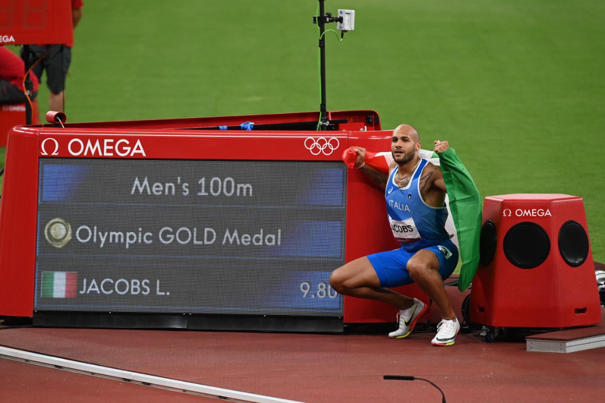 Surpriză la proba regină a atletismului! Un italian a câștigat aurul olimpic la 100m