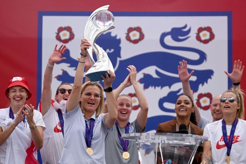 Sarina Wiegnam (cu trofeul în mână) // Foto: Getty Images