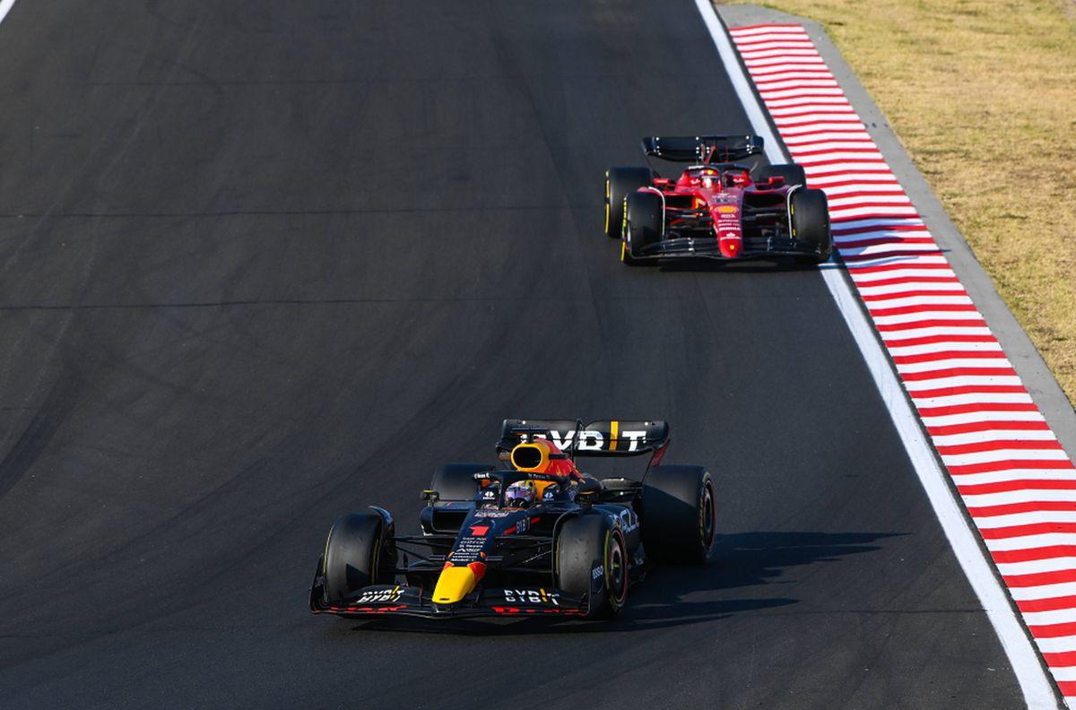 Filmul catastrofei Ferrari de pe Hungaroring, tur cu tur: „Un dezastru! Am pierdut cursa acolo” » Explicațiile „timide” ale conducerii