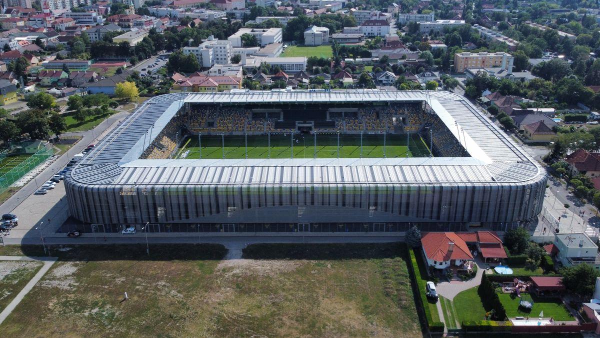 Gazeta a asistat la meciul viitoarei adversare a FCSB-ului în Conference: în jurul cui se învârte jocul + atmosferă, absențe și reveniri