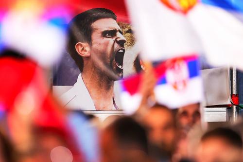 Afiș cu Novak Djokovic / Sursă foto: Guliver / Getty Images