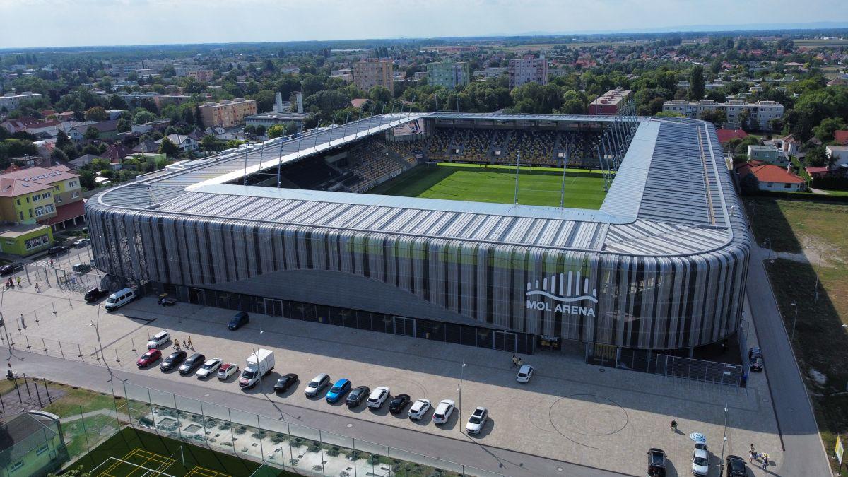 Gazeta a asistat la meciul viitoarei adversare a FCSB-ului în Conference: în jurul cui se învârte jocul + atmosferă, absențe și reveniri