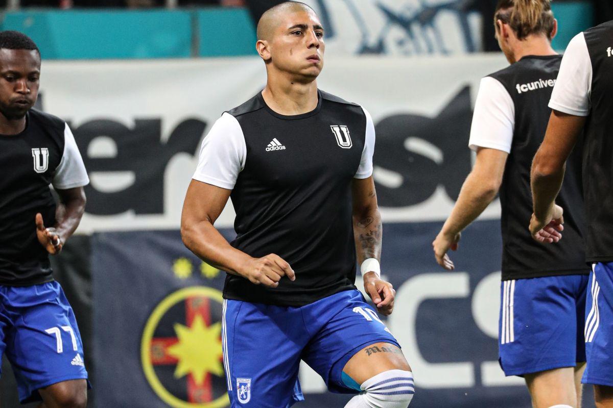 Lovitură pentru FCU Craiova! Un fotbalist de bază s-a rupt și va lipsi o perioadă îndelungată: „Însănătoșire grabnică!”