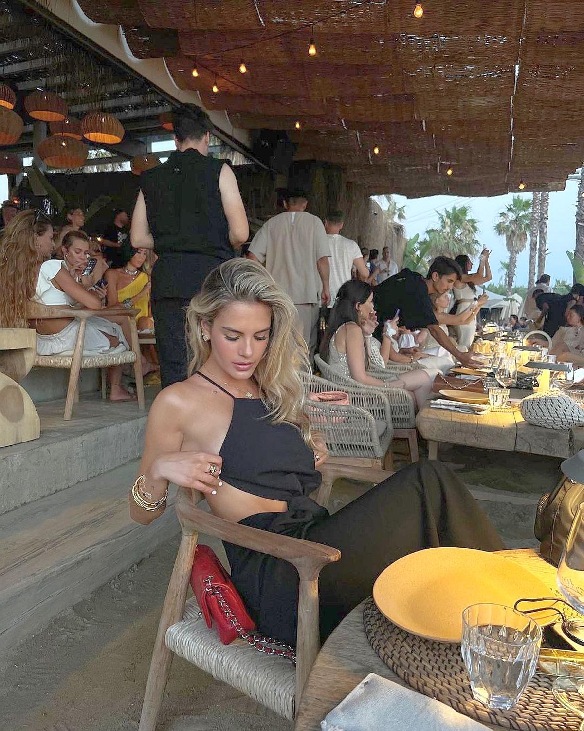 Maria Guardiola, fiica managerului lui Manchester City, a făcut senzație în Turcia » Cum a apărut tânăra la un restaurant