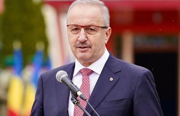 Vasile Dîncu explică blocajul Stelei în Liga 2: „Situație aberantă! Becali, influență politică mai mare” » Patronul FCSB i-a dat replica dură