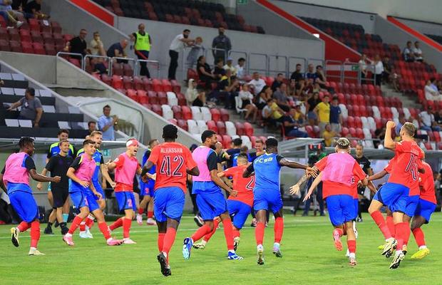 FCSB primește de la UEFA o sumă uriașă dacă ajunge în grupa de Liga Campionilor » Câți bani încasează Becali în celelalte 3 scenarii
