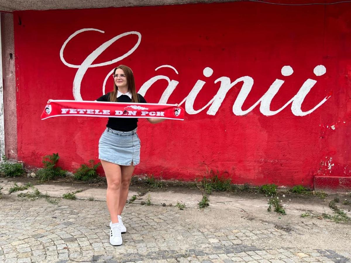 „Dinamo, iubirea care nu se stinge!” » GSP.ro scoate la lumină povestea unei microbiste care și-a transformat dragostea pentru echipă în carte: „Încă nu-mi vine să cred!”
