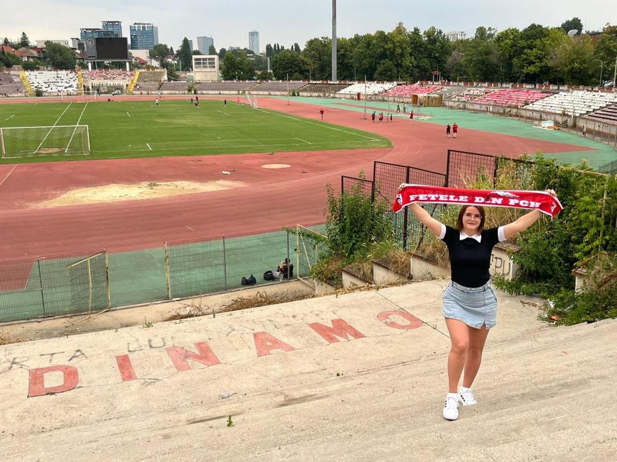 „Dinamo, iubirea care nu se stinge!” » GSP.ro scoate la lumină povestea unei microbiste care și-a transformat dragostea pentru echipă în carte: „Încă nu-mi vine să cred!”