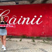 Mădălina Dumitru, prima femeie suporter care a scris o carte dedicată clubului preferat