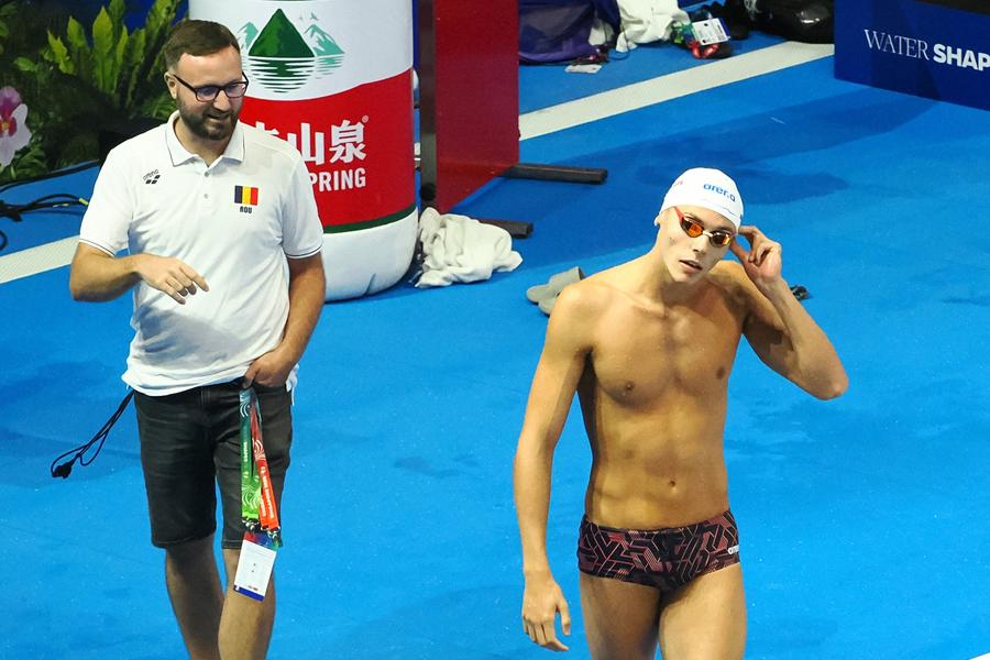 Popovici și țara care se îneacă pe uscat