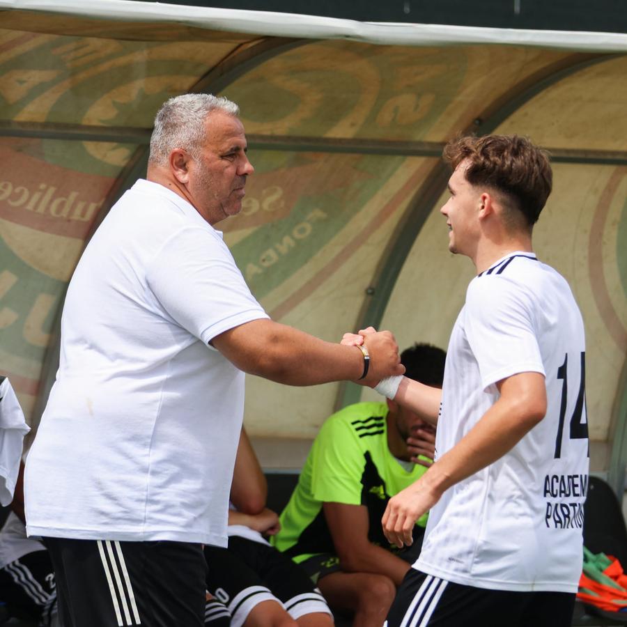 Alexandru Pelici, antrenorul Olimpiei Satu Mare „A fost o perioadă infernală. Suntem în alertă de o lună și jumătate” » Ce urmează pentru Olimpia Satu Mare după vestea revenirii în Liga 2