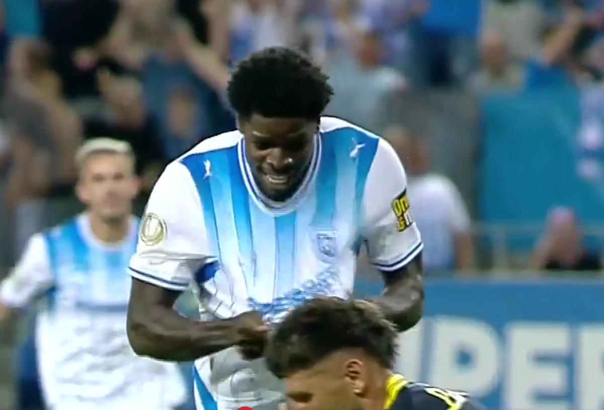 Steven Nsimba a explicat gestul făcut în direcția lui Paul Papp: „Puțin stupid”
