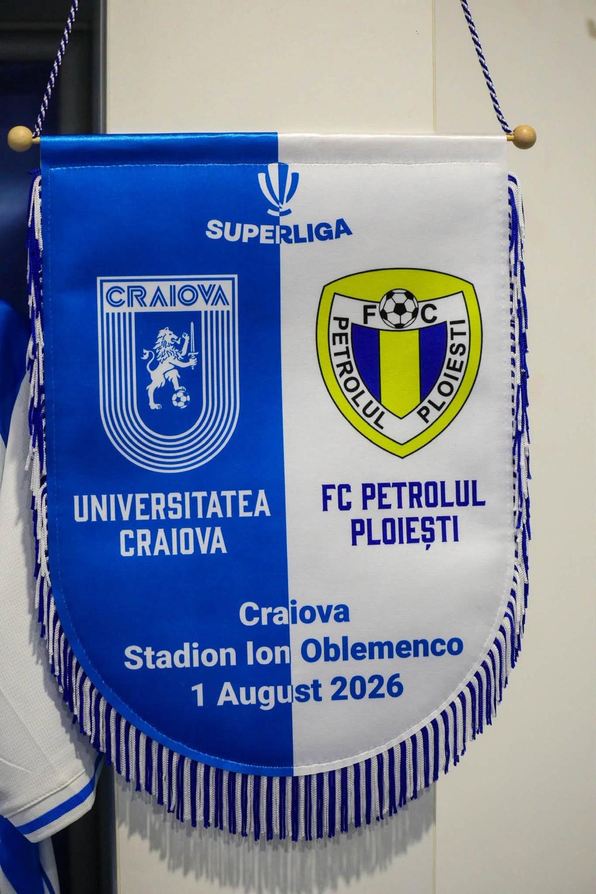 Imagini înainte de Universitatea Craiova - Petrolul