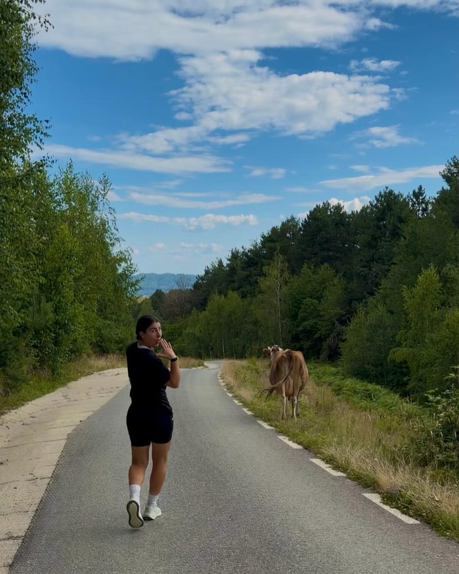 Bianca Andreescu, în vizită în Românai/Foto: Instagram (Bianca Andreescu) La câteva zile după ce și-a vizitat bunica în România, Bianca Andreescu a dezvăluit ce ar duce cu ea în Canada