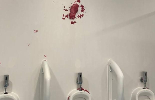Pagube încă de la inaugurare la polivalenta de 25 milioane de euro din România: „Dragi «specialiști» în vandalism și tentative de furt”